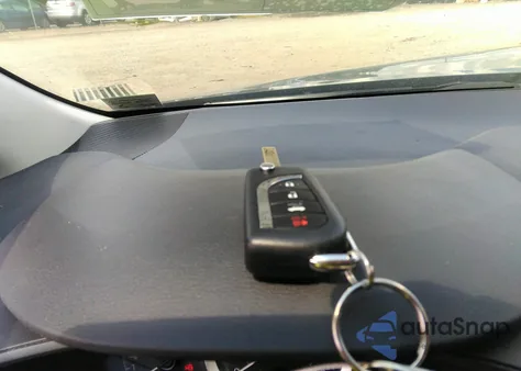 2022 Toyota Corolla Le z USA, uszkodzony, nr VIN 5YFEPMAE4NP311012